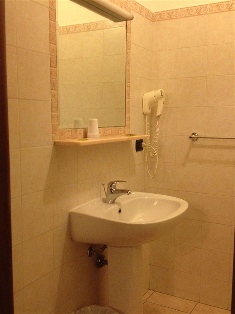 Hotel Sicilia Milano Dış mekan fotoğraf